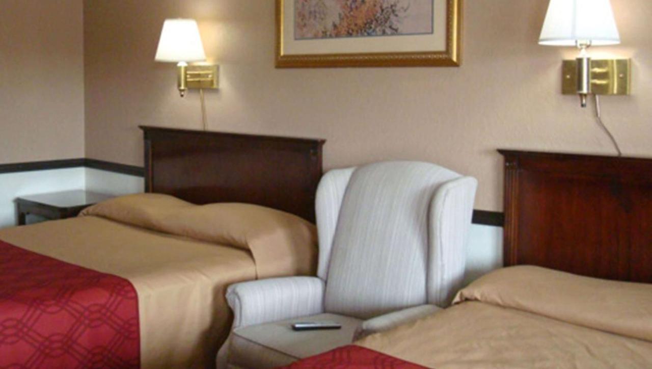 New Haven Inn Dış mekan fotoğraf
