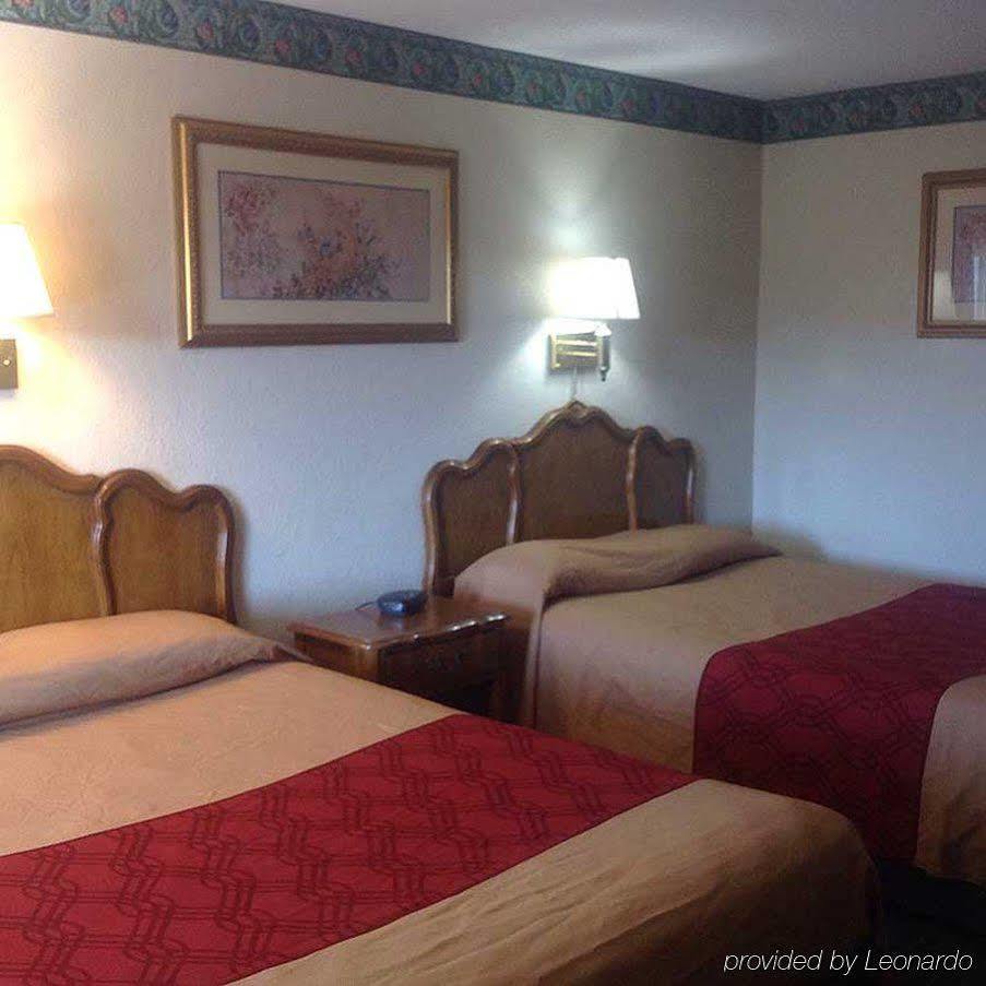 New Haven Inn Dış mekan fotoğraf